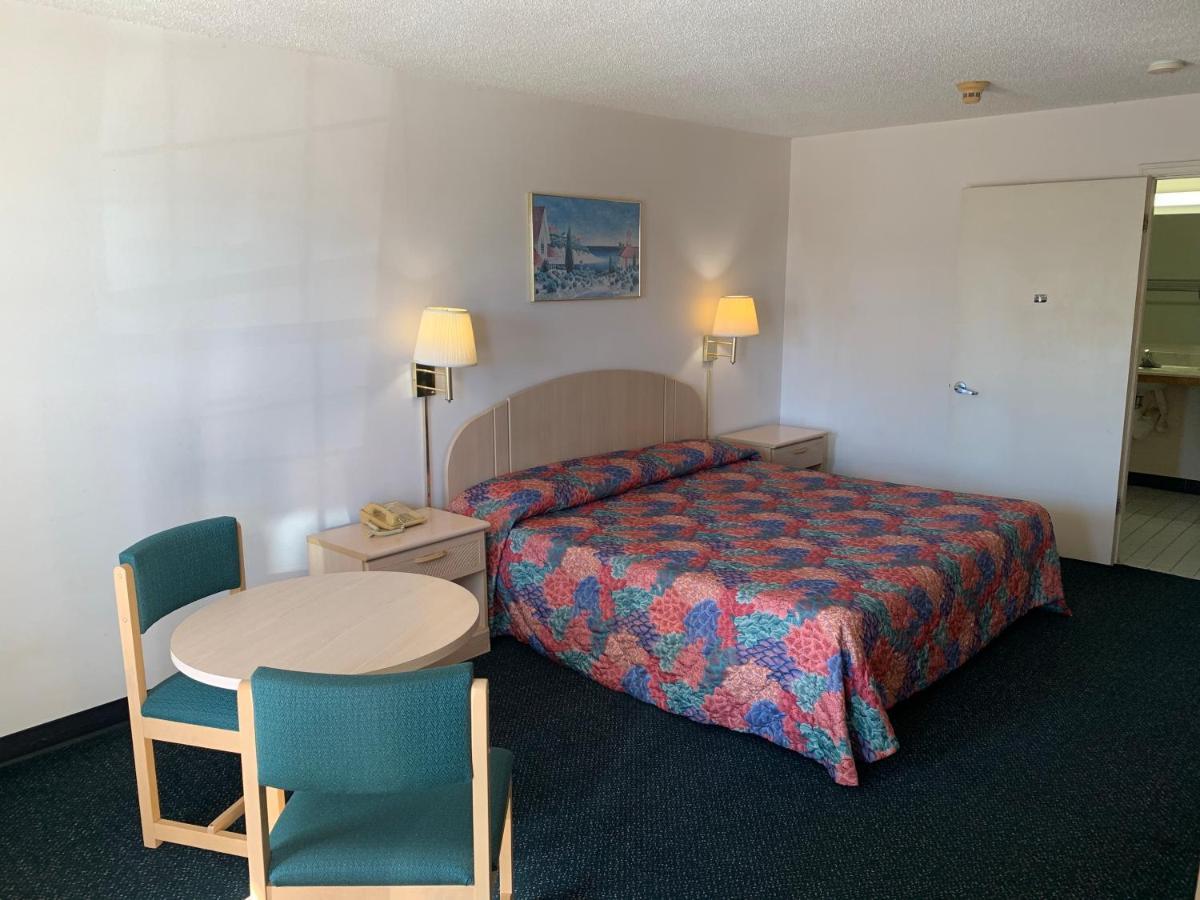 Garden Inn & Suites Metter エクステリア 写真