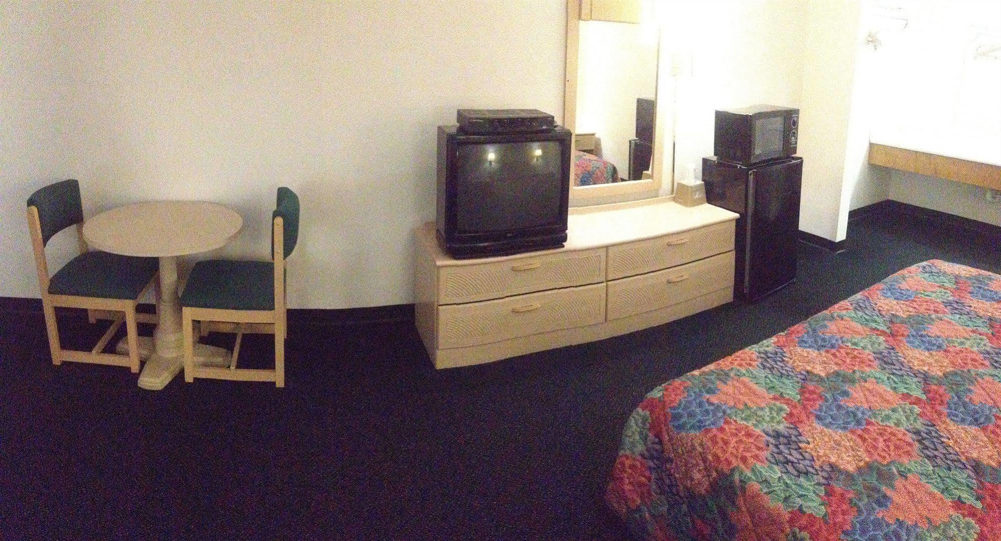 Garden Inn & Suites Metter エクステリア 写真
